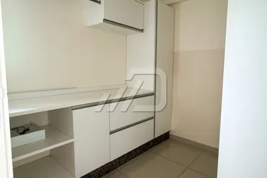Apartamento &agrave; venda - 174m&sup2; - Zona I
