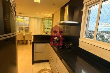 Apartamento &agrave; venda - 200m&sup2; - Zona I