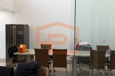 Casa &agrave; venda - 183m&sup2; - Zona III