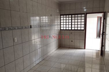 Casa para alugar - VITORIA REGIA