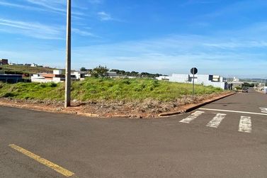 Terreno &agrave; venda - 203m&sup2; - Parque &Ocirc;nix
