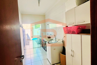 Casa &agrave; venda - 214m&sup2; - Jardim Tamoio