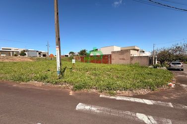 Terreno &agrave; venda - 326m&sup2; - Jardim Real