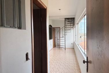Apartamento para alugar - 220m&sup2; - Zona VII