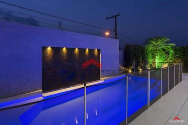 Casa &agrave; venda - 385m&sup2; - Jardim Am&eacute;rica