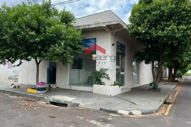 Casa &agrave; venda - 105m&sup2; - Jardim San Fernando