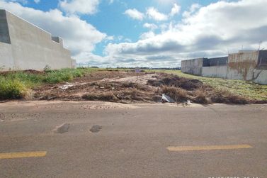 Terreno &agrave; venda - 216m&sup2; - Parque Residencial Metropolitano