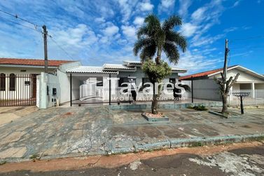 Casa &agrave; venda - 270m&sup2; - Jardim Alto da Boa Vista