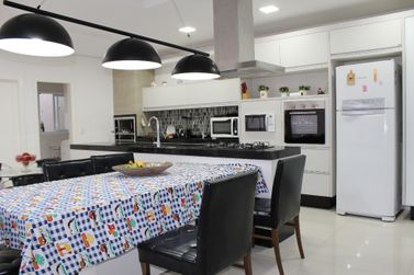 Casa &agrave; venda - 316m&sup2; - Cond. Ecoville Residence