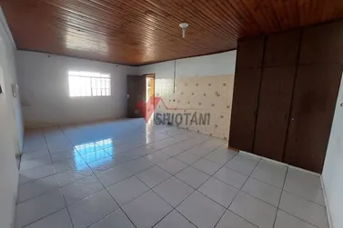 Casa &agrave; venda - Zona IV