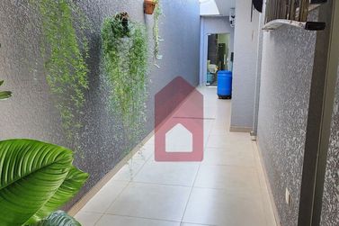 Casa &agrave; venda - 197m&sup2; - Jardim Yoshi