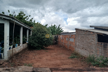 Terreno &agrave; venda - 180m&sup2; - Parque Danielle