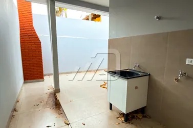 Casa &agrave; venda - 92m&sup2; - Jardim Tamoio