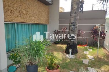 Sobrado &agrave; venda - 315m&sup2; - Zona VII