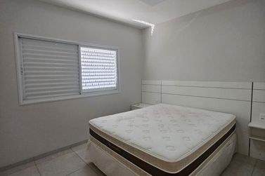 Apartamento para alugar - 84m&sup2; - Jardim Aratimbo