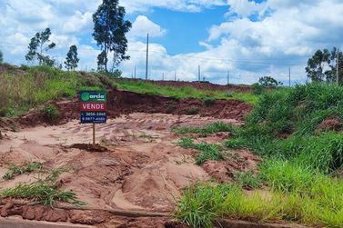 Terreno &agrave; venda - 360m&sup2; - Parque Firenze