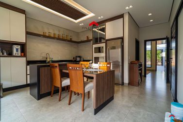 Casa &agrave; venda - 360m&sup2; - Parque Cidade Jardim