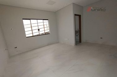 Sal&atilde;o Comercial para alugar - 600m&sup2; - Zona I