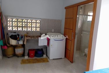 Casa &agrave; venda - 210m&sup2; - CENTRO