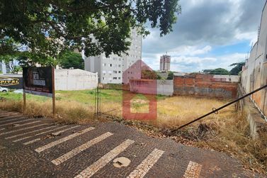 Terreno &agrave; venda - 525m&sup2; - Zona I