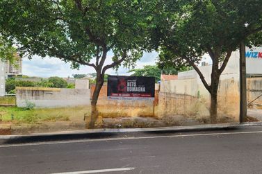 Terreno &agrave; venda - 525m&sup2; - Zona I