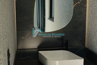 Casa &agrave; venda - 254m&sup2; - Jardim Alphavile