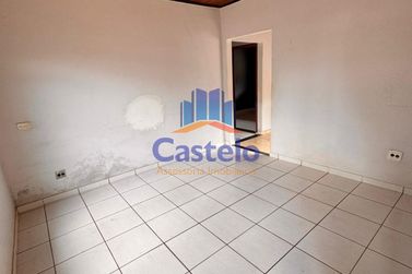 Casa para alugar - 100m&sup2; - JARDIM TAMOIO