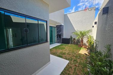 Casa &agrave; venda - 110m&sup2; - Jardim Cima