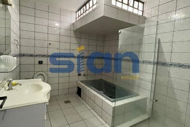 Casa para alugar - 180m&sup2; - Zona I