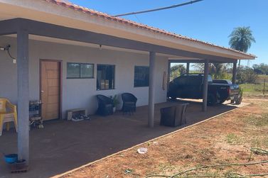 Ch&aacute;cara &agrave; venda - Rod. Henio Romagnoli