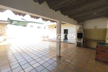 Casa &agrave; venda - Zona II