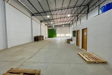 Sal&atilde;o Comercial &agrave; venda - 1145m&sup2; - JARDIM PORTUGUES