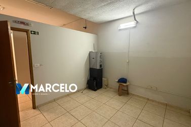 Sal&atilde;o Comercial para alugar - 500m&sup2; - Zona VI