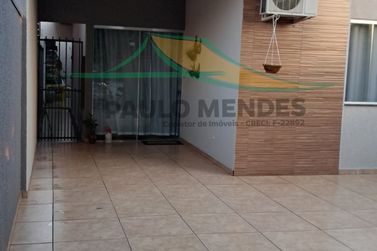 Casa &agrave; venda - 106m&sup2; - JARDIM CASTELO BRANCO