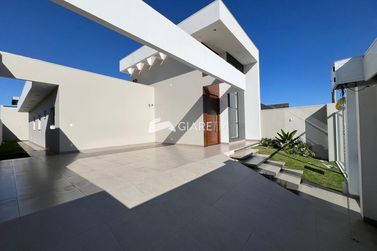 Casa &agrave; venda - 200m&sup2; - VILA BECKER