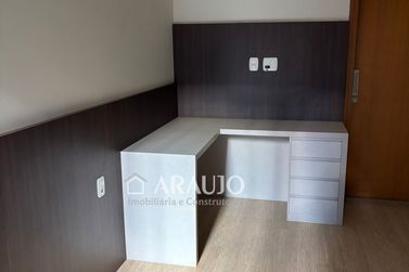 Casa &agrave; venda - 218m&sup2; - Condom&iacute;nio Residencial Portal das &Aacute;guas