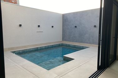 Casa &agrave; venda - 217m&sup2; - Jd Versalhes