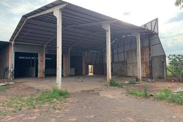 Sal&atilde;o Comercial para alugar - 4100m&sup2; - Parque Industrial 3A