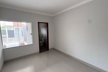 Casa &agrave; venda - 90m&sup2; - JD AEROPORTO