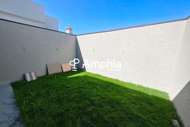 Casa &agrave; venda - 50m&sup2; - Esmeralda