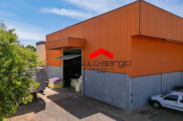 Sal&atilde;o Comercial &agrave; venda - 1100m&sup2; - Parque Industrial