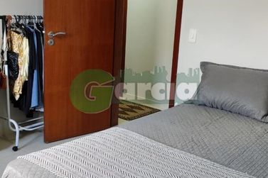 Apartamento &agrave; venda - 102m&sup2; - Zona VI