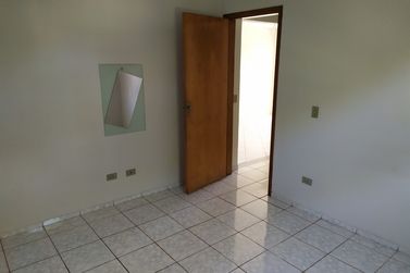 Apartamento para alugar - 95m&sup2; - ZONA III