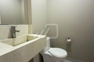 Apartamento &agrave; venda - 120m&sup2; - Meia Praia