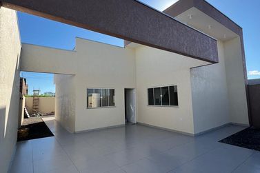 Casa &agrave; venda - 200m&sup2; - Jardim Real