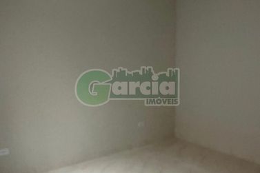 Casa &agrave; venda - 52m&sup2; - Jardim Santiago