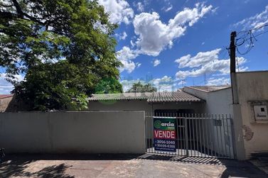 Casa &agrave; venda - 140m&sup2; - Jardim Igua&ccedil;u