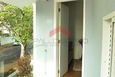 Sobrado &agrave; venda - 218m&sup2; - Zona II