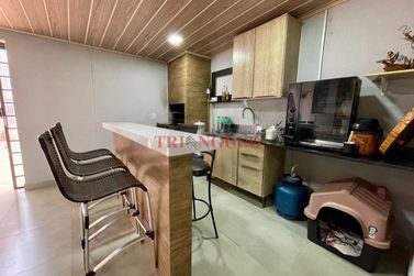 Casa &agrave; venda - 129m&sup2; - JARDIM BELVEDERE