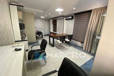 Sal&atilde;o Comercial &agrave; venda - Zona I